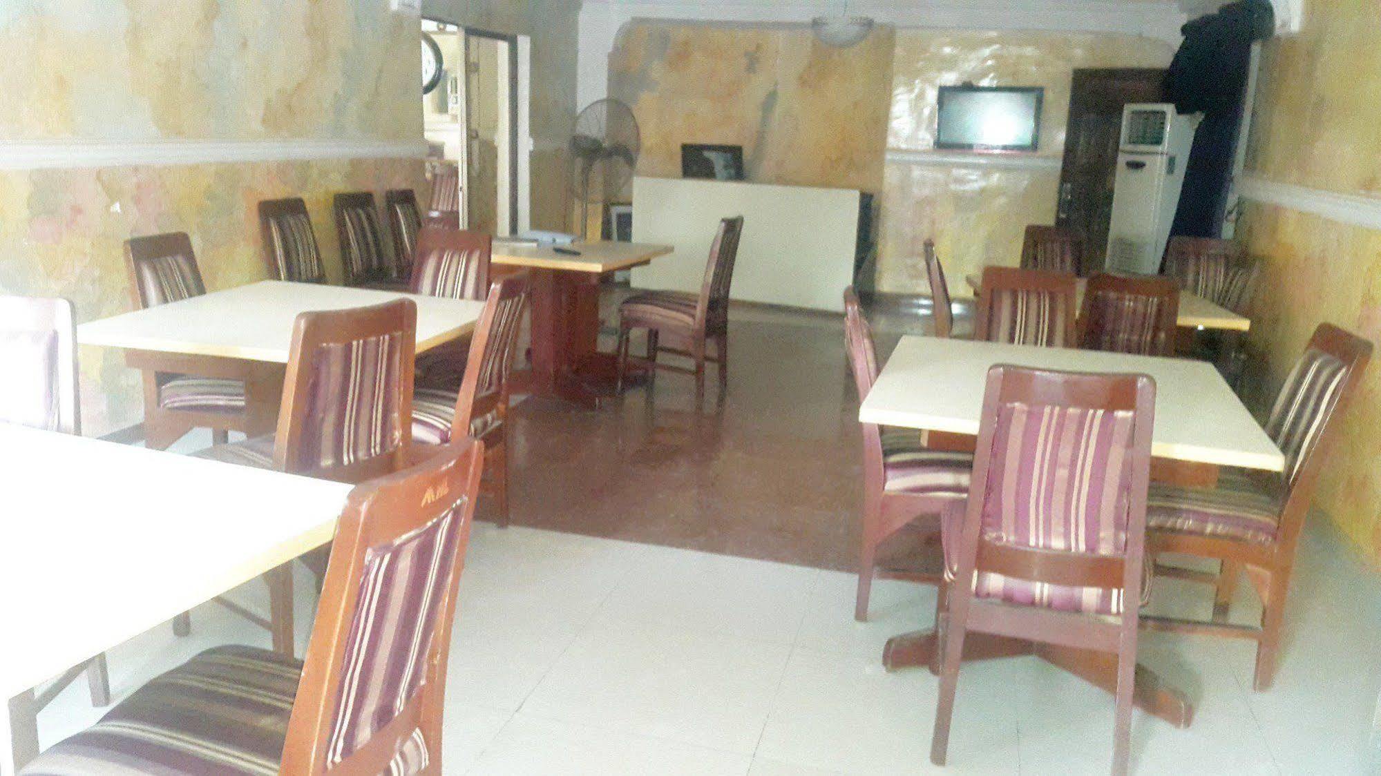 Maria Suites Lagos Exterior foto